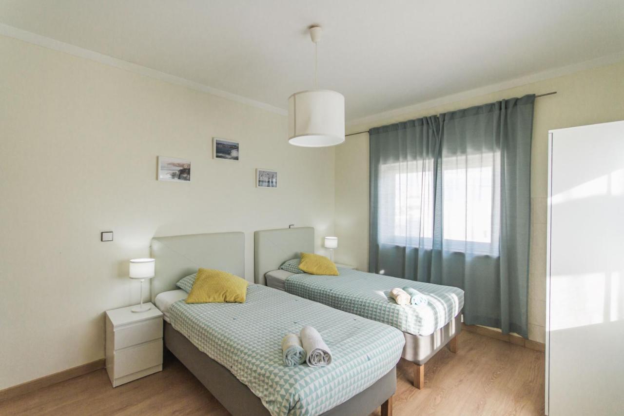 Beach Avenue Apartment Фехео Екстериор снимка