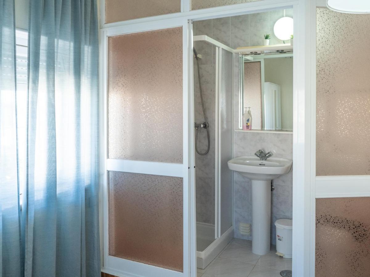 Beach Avenue Apartment Фехео Екстериор снимка