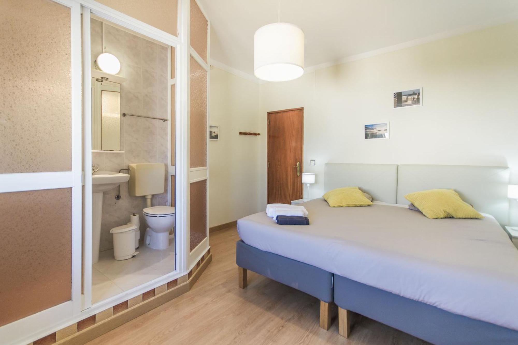 Beach Avenue Apartment Фехео Стая снимка